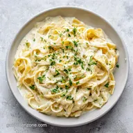 Olive Garden Alfredo Sauce: Rich and Velvety