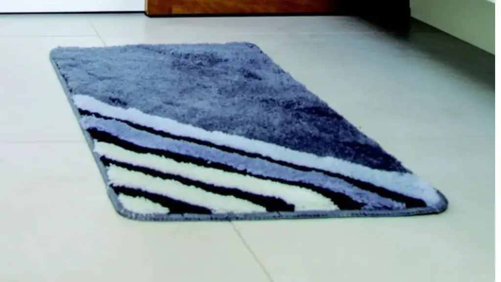 How to Wash Your Bath Rugs
